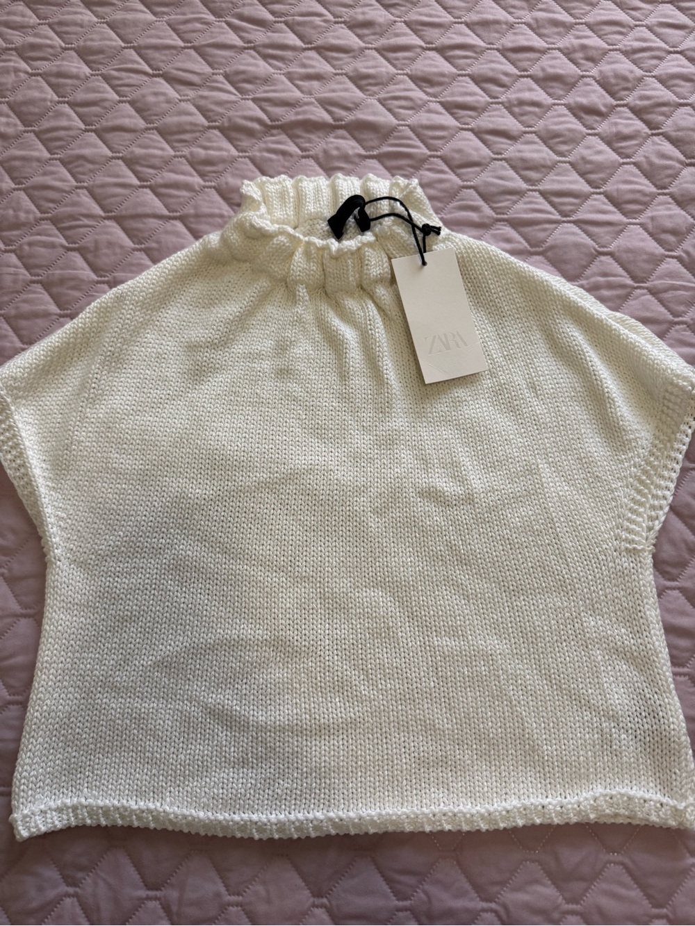 ZARA White Knit Short-Sleeve Sweater